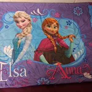 Disney Frozen Standard Size Pillowcase With Elsa,Anna And Olaf On It.